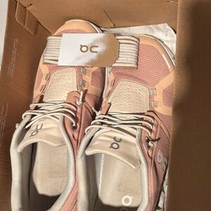 ON Women's Pink Athletic Shoes